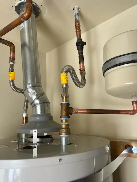 Water heater installation and plumbing repair in Isanti Estates